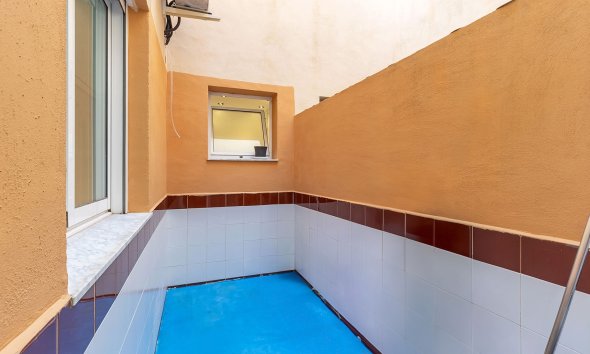 Reventa - Apartamento - Los Montesinos