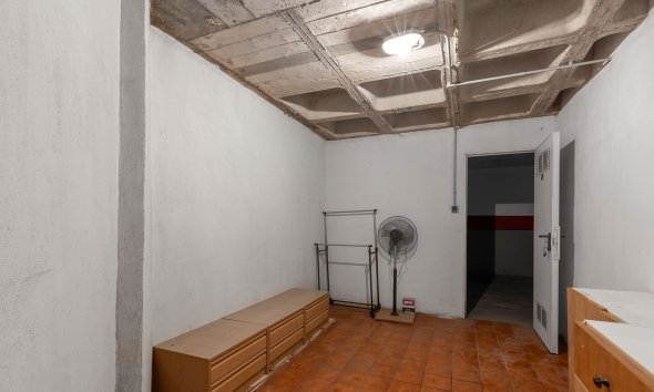Reventa - Apartamento - Los Montesinos