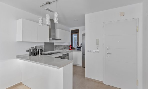 Resale - Villa - Orihuela Costa - Vistabella Golf