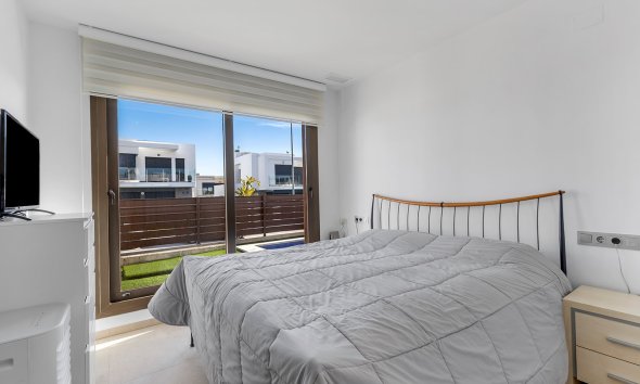 Resale - Villa - Orihuela Costa - Vistabella Golf