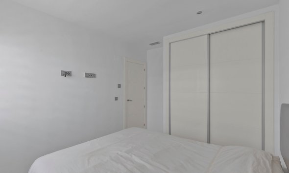 Resale - Villa - Orihuela Costa - Vistabella Golf