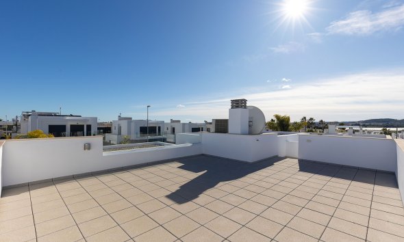 Resale - Villa - Orihuela Costa - Vistabella Golf