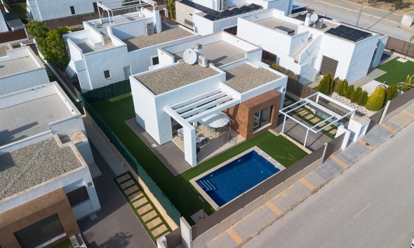 Resale - Villa - Orihuela Costa - Vistabella Golf