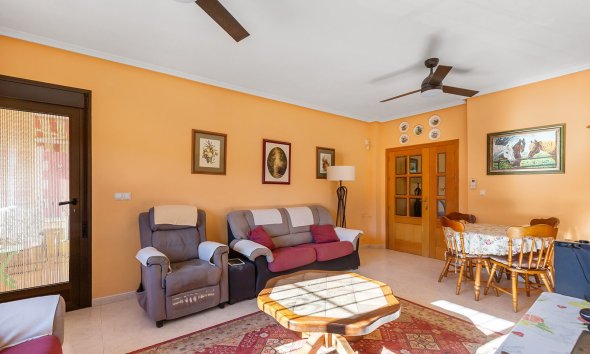 Rynek Wtórny - Willa - Bigastro