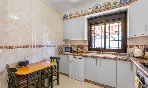 Rynek Wtórny - Willa - Bigastro