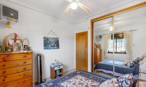 Rynek Wtórny - Willa - Bigastro