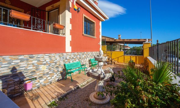 Rynek Wtórny - Willa - Bigastro