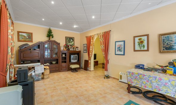 Rynek Wtórny - Willa - Bigastro