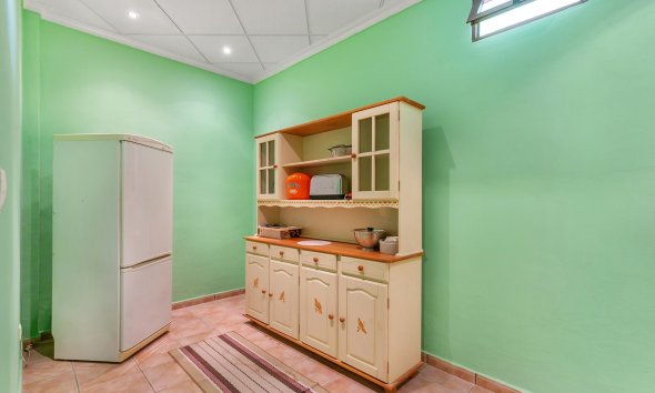 Rynek Wtórny - Willa - Bigastro