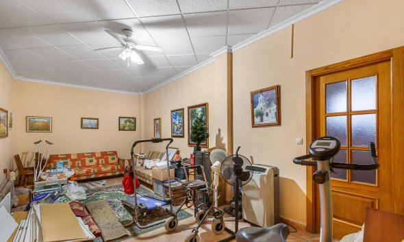 Rynek Wtórny - Willa - Bigastro