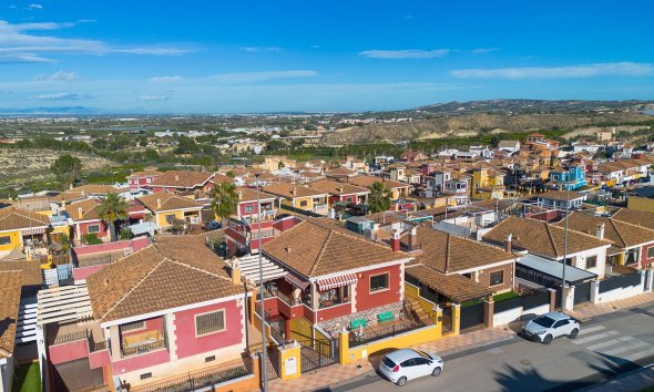 Rynek Wtórny - Willa - Bigastro