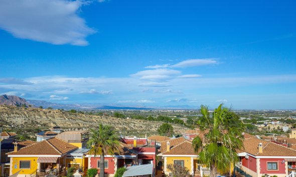 Rynek Wtórny - Willa - Bigastro