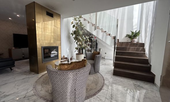 Resale - Villa - Torrevieja - Los Balcones