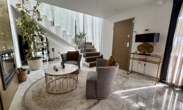 Resale - Villa - Torrevieja - Los Balcones