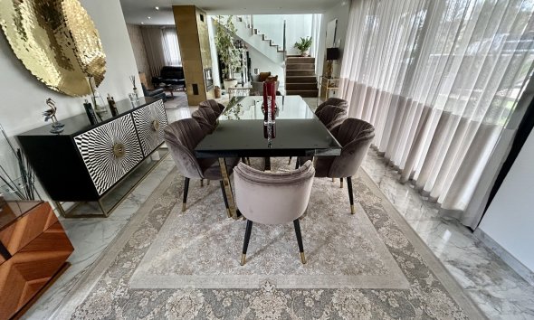 Resale - Villa - Torrevieja - Los Balcones