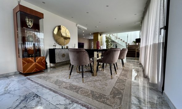 Resale - Villa - Torrevieja - Los Balcones