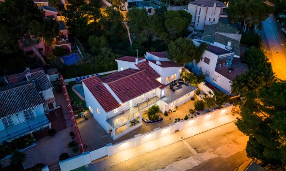 Resale - Villa - Orihuela Costa - Dehesa De Campoamor