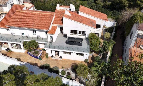 Resale - Villa - Orihuela Costa - Dehesa De Campoamor