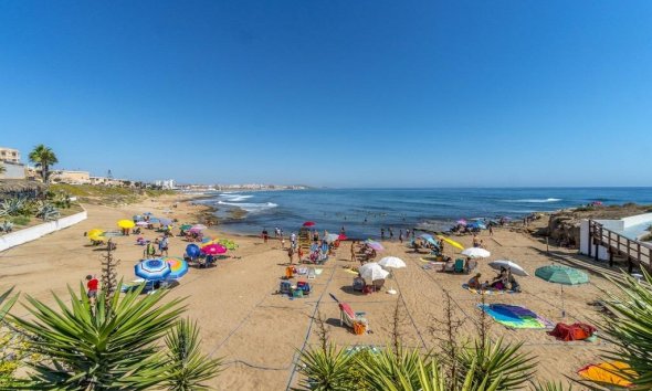 Resale - Apartment - Torrevieja - Cabo cervera