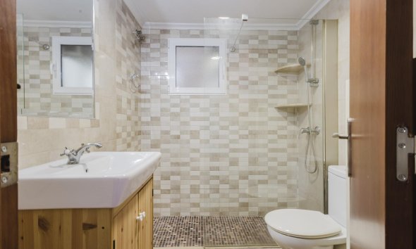 Resale - Apartment - Torrevieja - Playa del Acequión