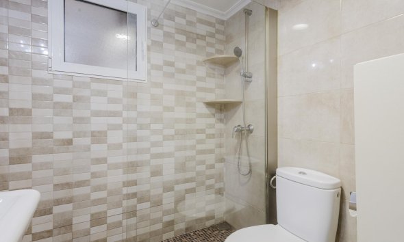 Resale - Apartment - Torrevieja - Playa del Acequión