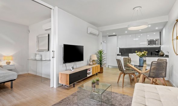 Resale - Apartment - Orihuela Costa - Villamartín