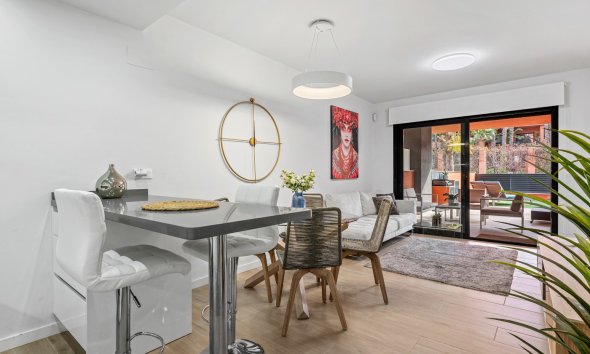 Resale - Apartment - Orihuela Costa - Villamartín