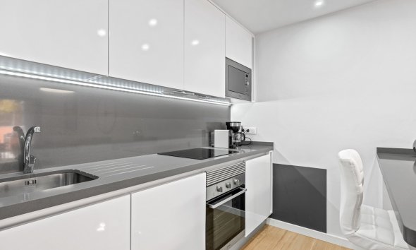 Resale - Apartment - Orihuela Costa - Villamartín