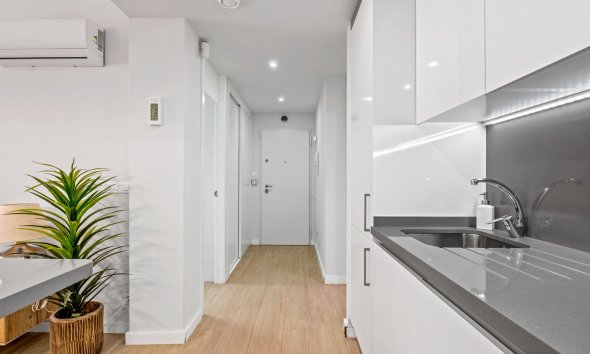 Resale - Apartment - Orihuela Costa - Villamartín