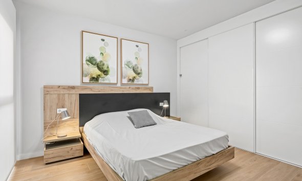 Resale - Apartment - Orihuela Costa - Villamartín