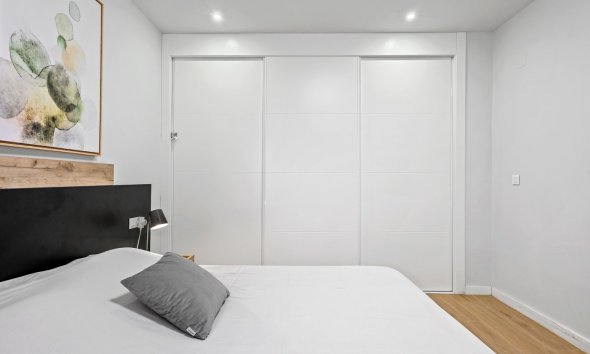 Resale - Apartment - Orihuela Costa - Villamartín