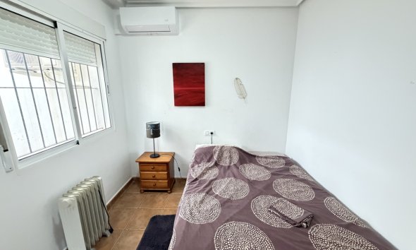 Resale - Bungalow - Orihuela Costa - Cabo Roig