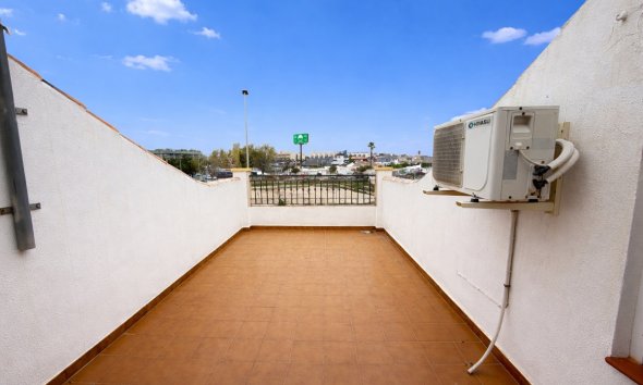 Resale - Bungalow - Orihuela Costa - Cabo Roig