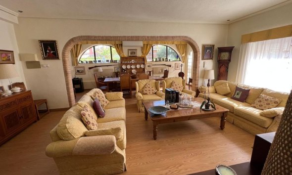 Resale - Villa - Orihuela Costa - Cabo Roig