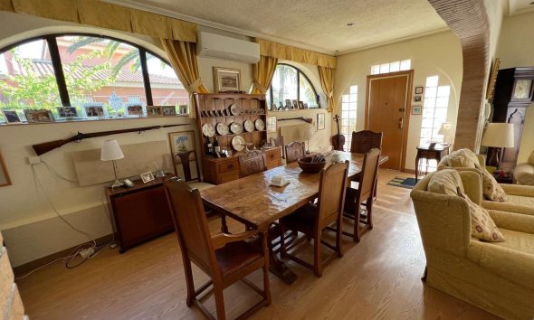 Resale - Villa - Orihuela Costa - Cabo Roig