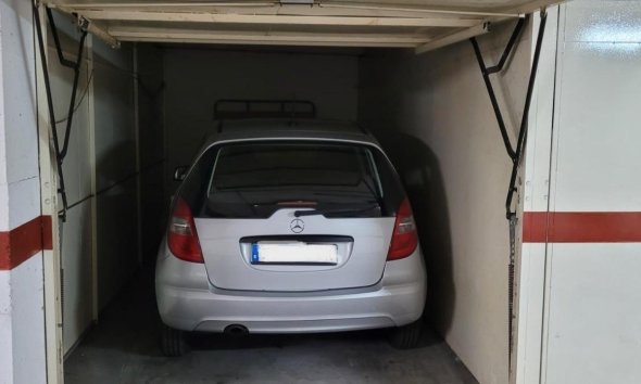 Rynek Wtórny - garage - Torrevieja - Playa del cura