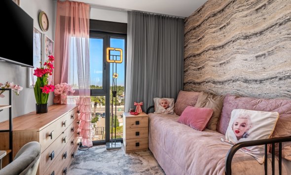 Resale - Apartment - Orihuela Costa - Villamartin