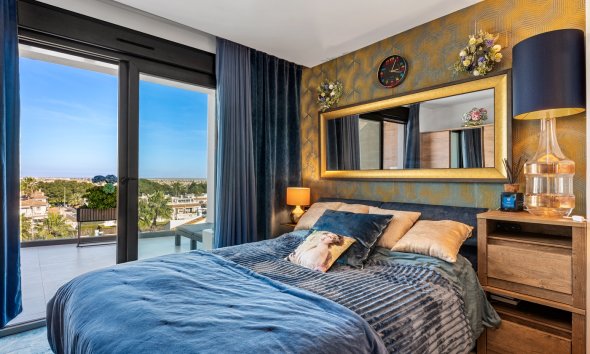 Resale - Apartment - Orihuela Costa - Villamartin