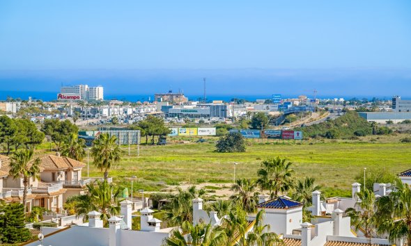 Resale - Apartment - Orihuela Costa - Villamartin
