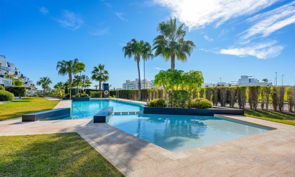 Resale - Apartment - Orihuela Costa - Villamartin