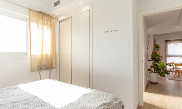 Resale - Apartment - Torrevieja - Nueva Torrevieja