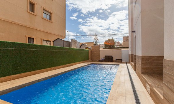 Resale - Apartment - Torrevieja - Nueva Torrevieja