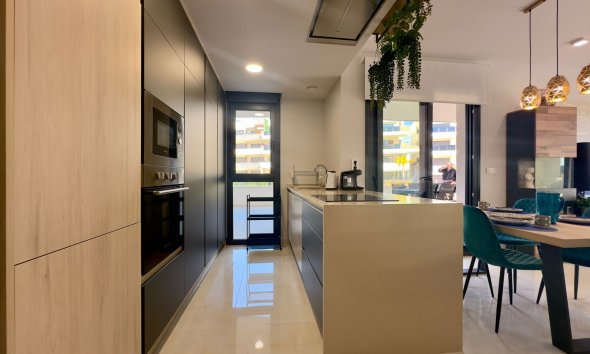 Resale - Apartment - Orihuela Costa - Playa Flamenca