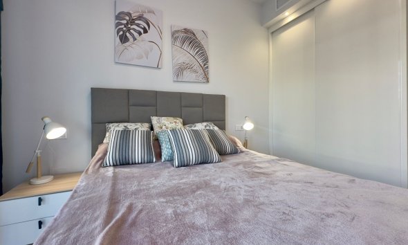 Resale - Apartment - Orihuela Costa - Playa Flamenca