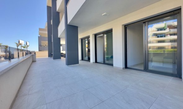 Resale - Apartment - Orihuela Costa - Playa Flamenca