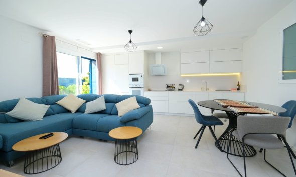 Resale - Apartment - Orihuela Costa - Playa Flamenca