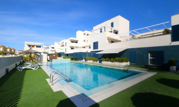 Resale - Apartment - Orihuela Costa - Playa Flamenca