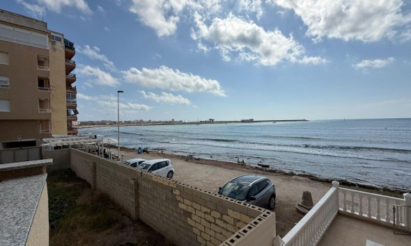 Resale - Apartment - Torrevieja - Playa de los Naufragos
