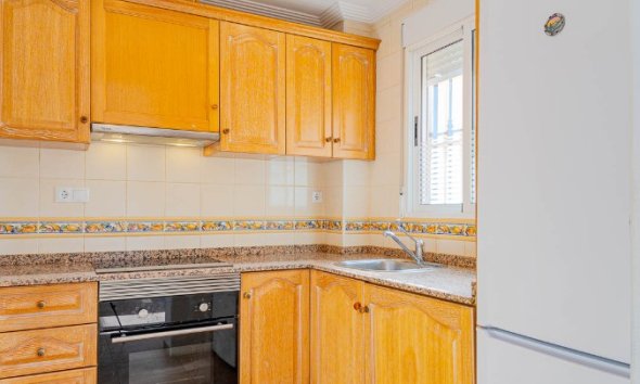 Resale - Terraced house / Townhouse - Punta Prima