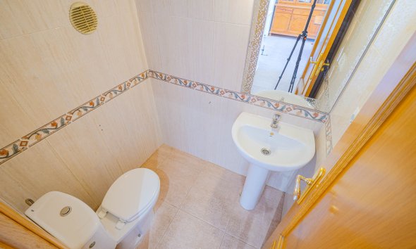 Resale - Terraced house / Townhouse - Punta Prima